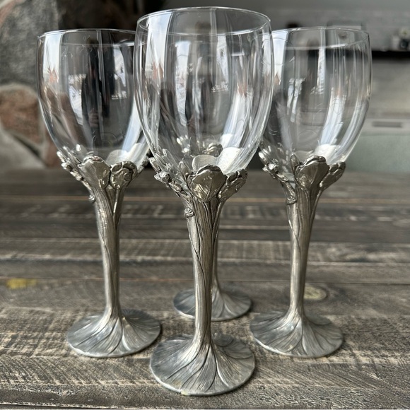 Vintage Seagull Pewter Floral Wine Glasses - Picture 3 of 9
